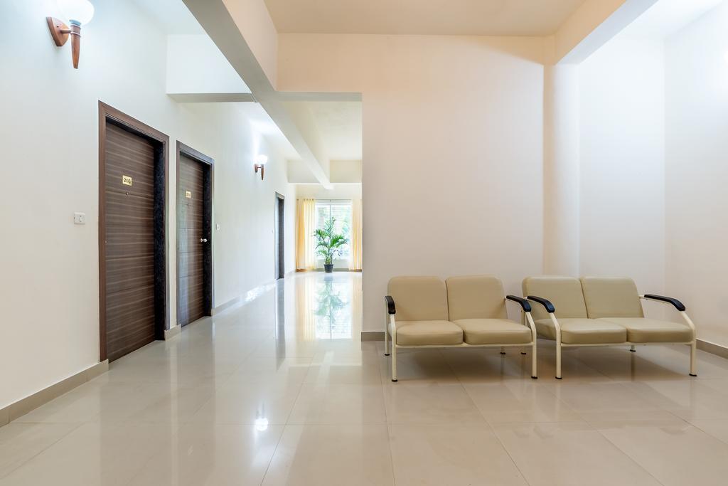 Treebo Pappilon Palace - Pvs Circle Mangalore Exterior photo